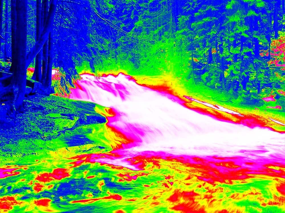 Water can be tricky to project on thermal helicopter night vision systems